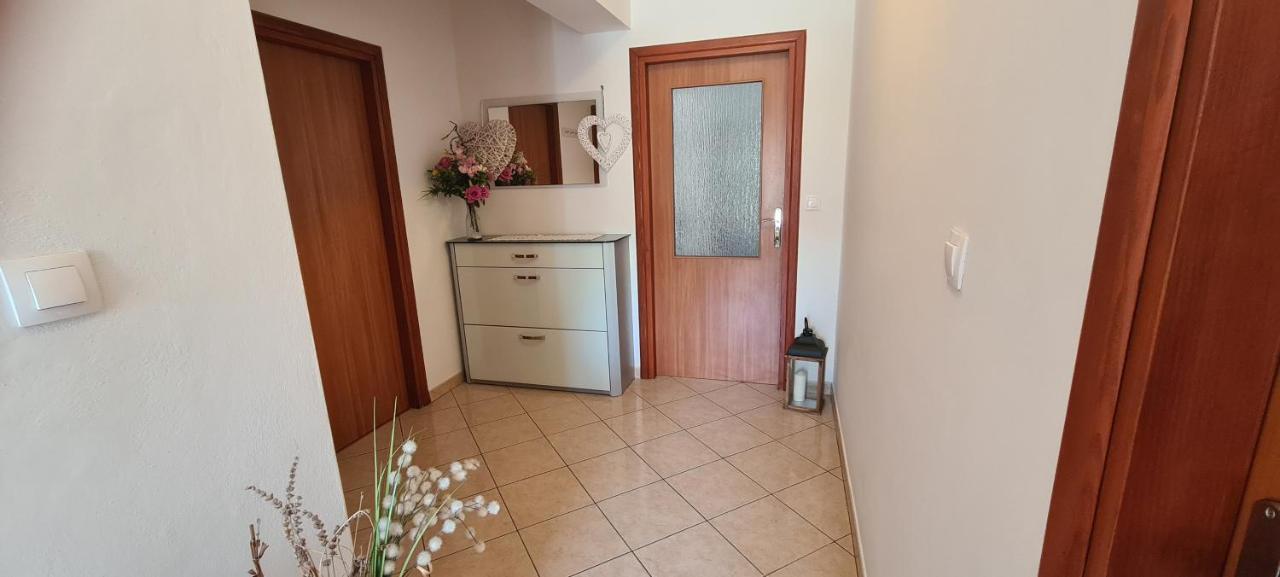 Apartman Mia Baška Eksteriør bilde